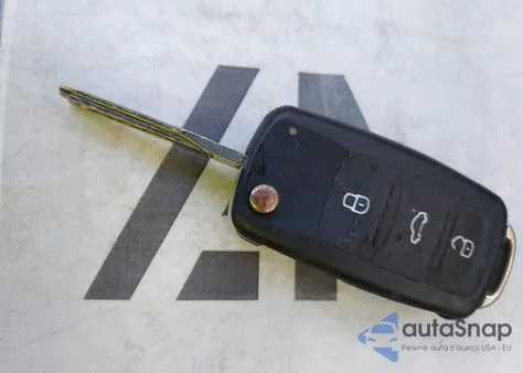 2017 Volkswagen Jetta 1.4T S z USA, uszkodzony, nr VIN 3VW2B7AJ1HM400139